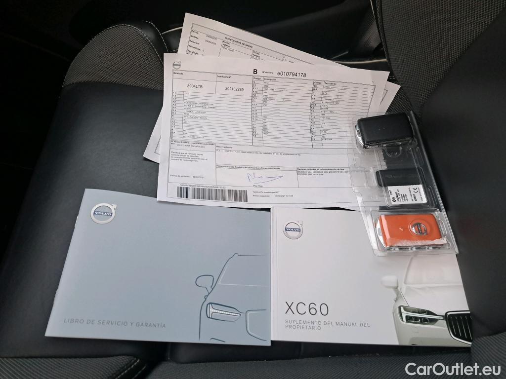 Volvo  XC60 VOLVO  / 2017 / 5P / todoterreno 2.0 B4 D R-Design Auto #9