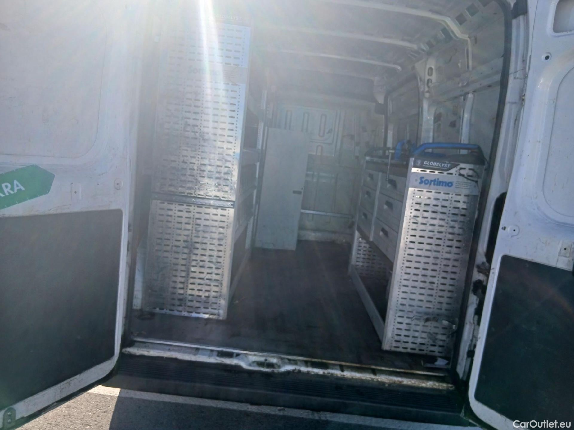  Citroen  Jumper CITROEN  / 2014 / 4P / furgón BlueHDi 96KW (130CV) Furgón 35L2H2 #1