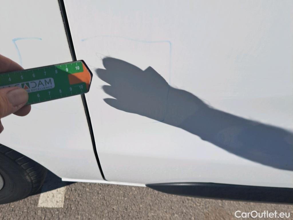  Opel  Vivaro OPEL  / 2019 / 4P / furgón 1.5 Diésel 88kW/120CV M Std Innovation #18