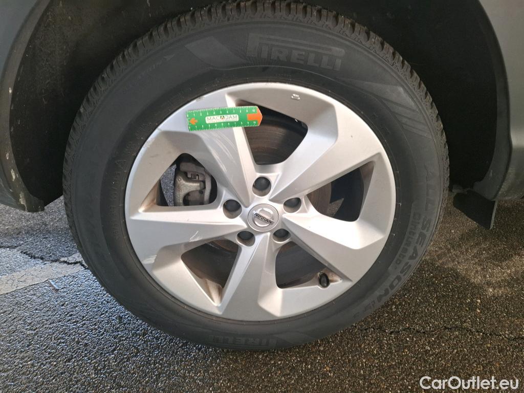  Nissan  Qashqai NISSAN  / 2017 / 5P / Crossover 1.5 DCI 115 DCT Business Edition #9