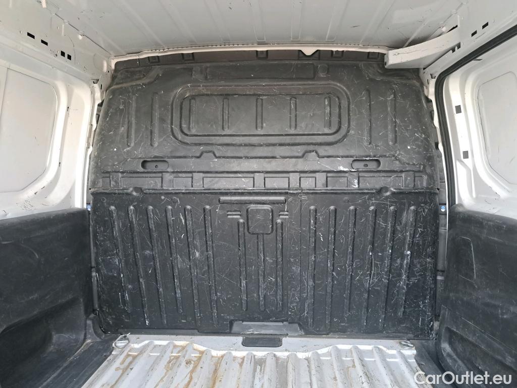  Opel  Combo OPEL  / 2018 / 3P / furgón derivado de turismo 1.5 TD S/S 75kW (100CV) Express L H1 650 (CX) #20