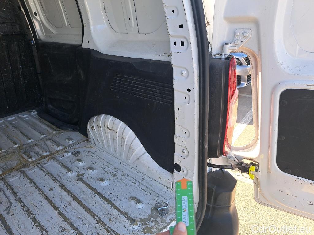  Opel  Combo OPEL  / 2018 / 3P / furgón derivado de turismo 1.5 TD S/S 75kW (100CV) Express L H1 650 (CX) #5