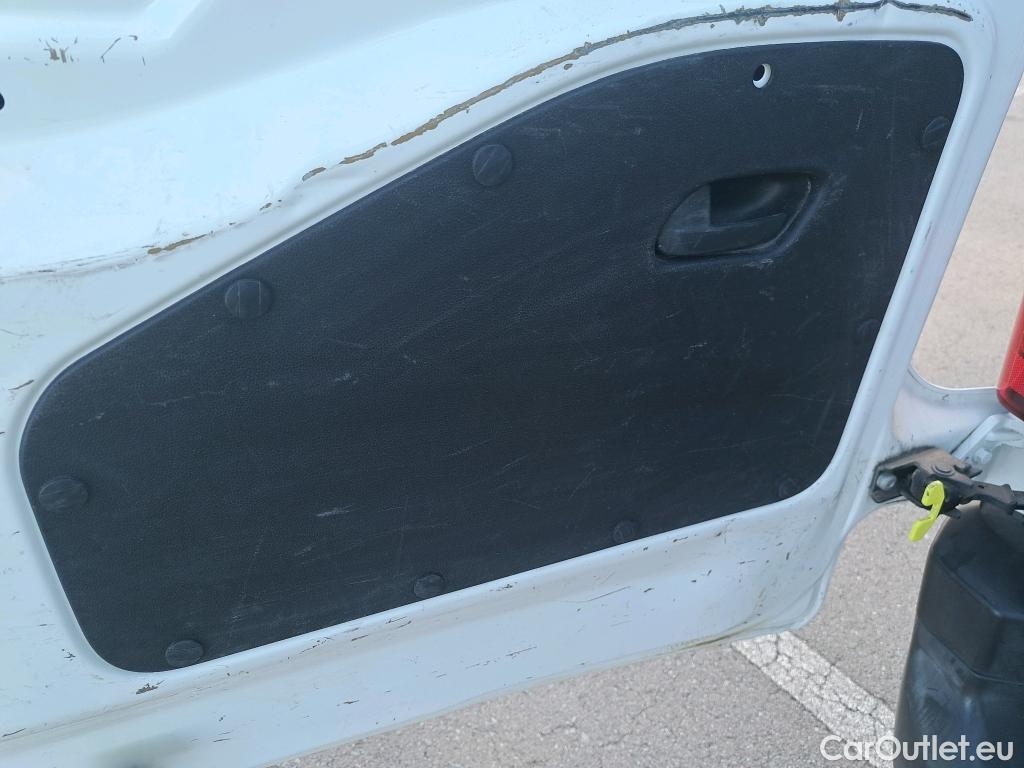  Opel  Combo OPEL  / 2018 / 3P / furgón derivado de turismo 1.5 TD S/S 75kW (100CV) Express L H1 650 (CX) #77