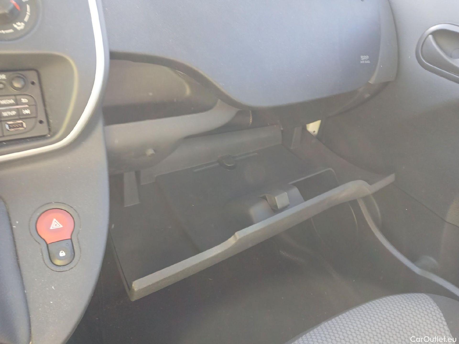  Renault  Kangoo RENAULT  Furgón/2013/3P/furgón derivado de turismo Profesional Blue dCi 70kW (95CV) #2