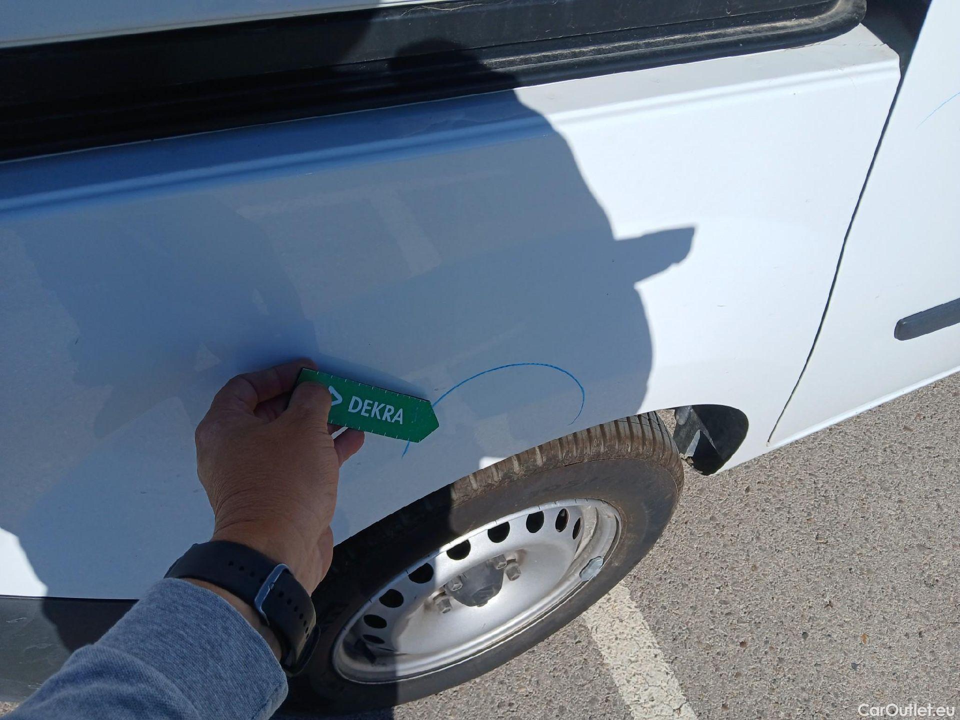  Renault  Kangoo RENAULT  Furgón/2013/3P/furgón derivado de turismo Profesional Blue dCi 70kW (95CV) #31