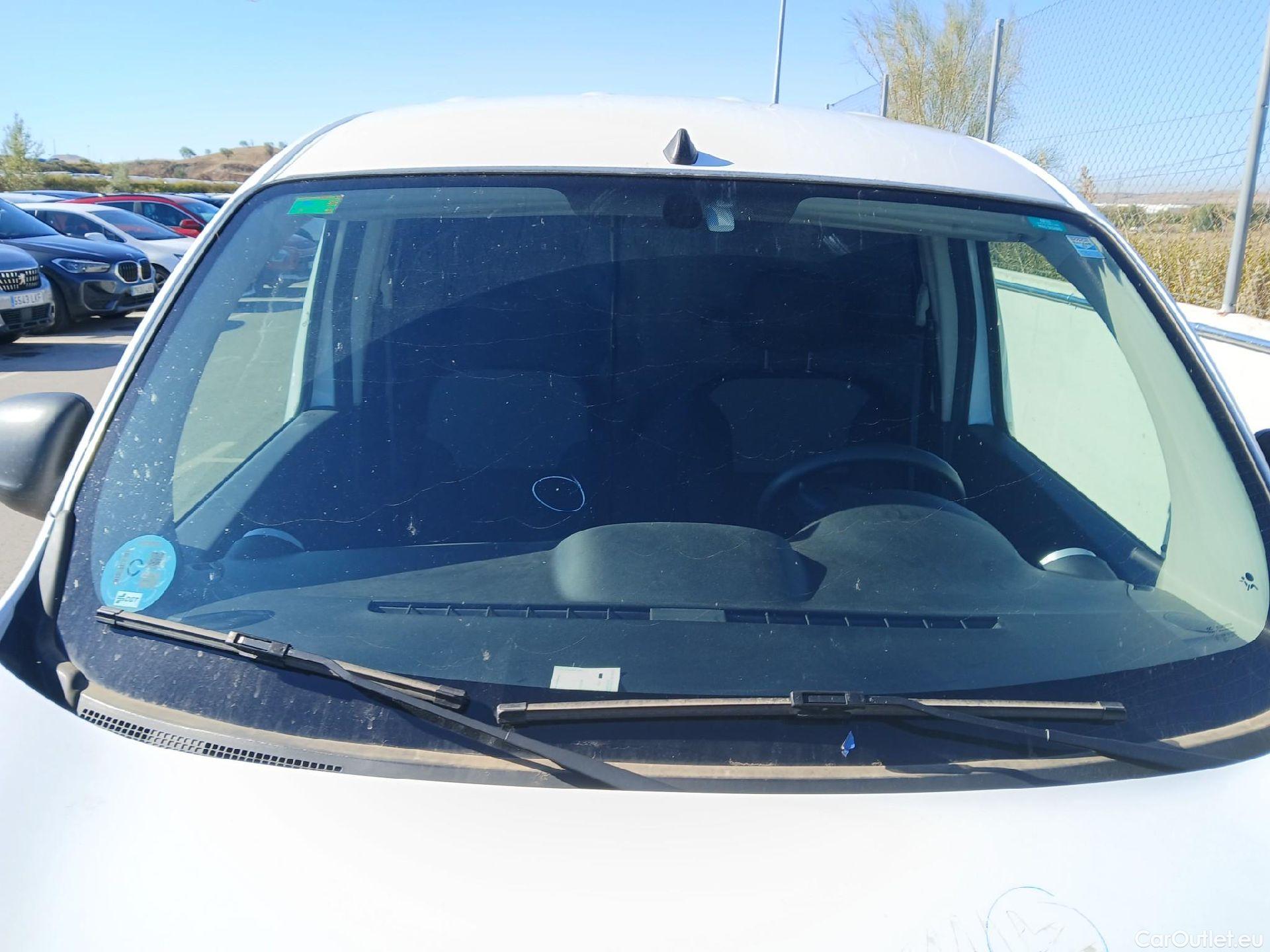  Renault  Kangoo RENAULT  Furgón/2013/3P/furgón derivado de turismo Profesional Blue dCi 70kW (95CV) #14