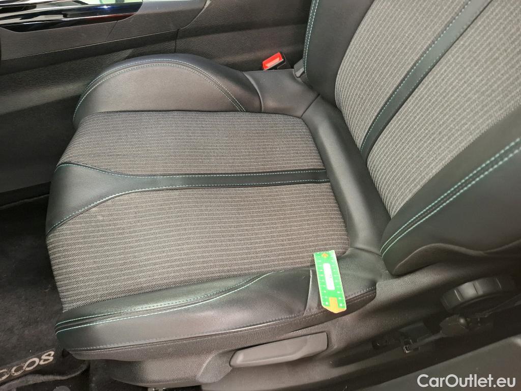  Peugeot  3008  II Allure Pack 1.5 HDi 130CV BVA8 E6d #1