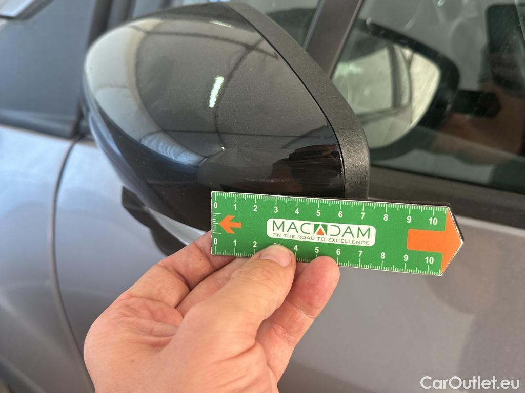  Renault  Captur  Business 0.9 TCe 90CV BVM5 E6 #10