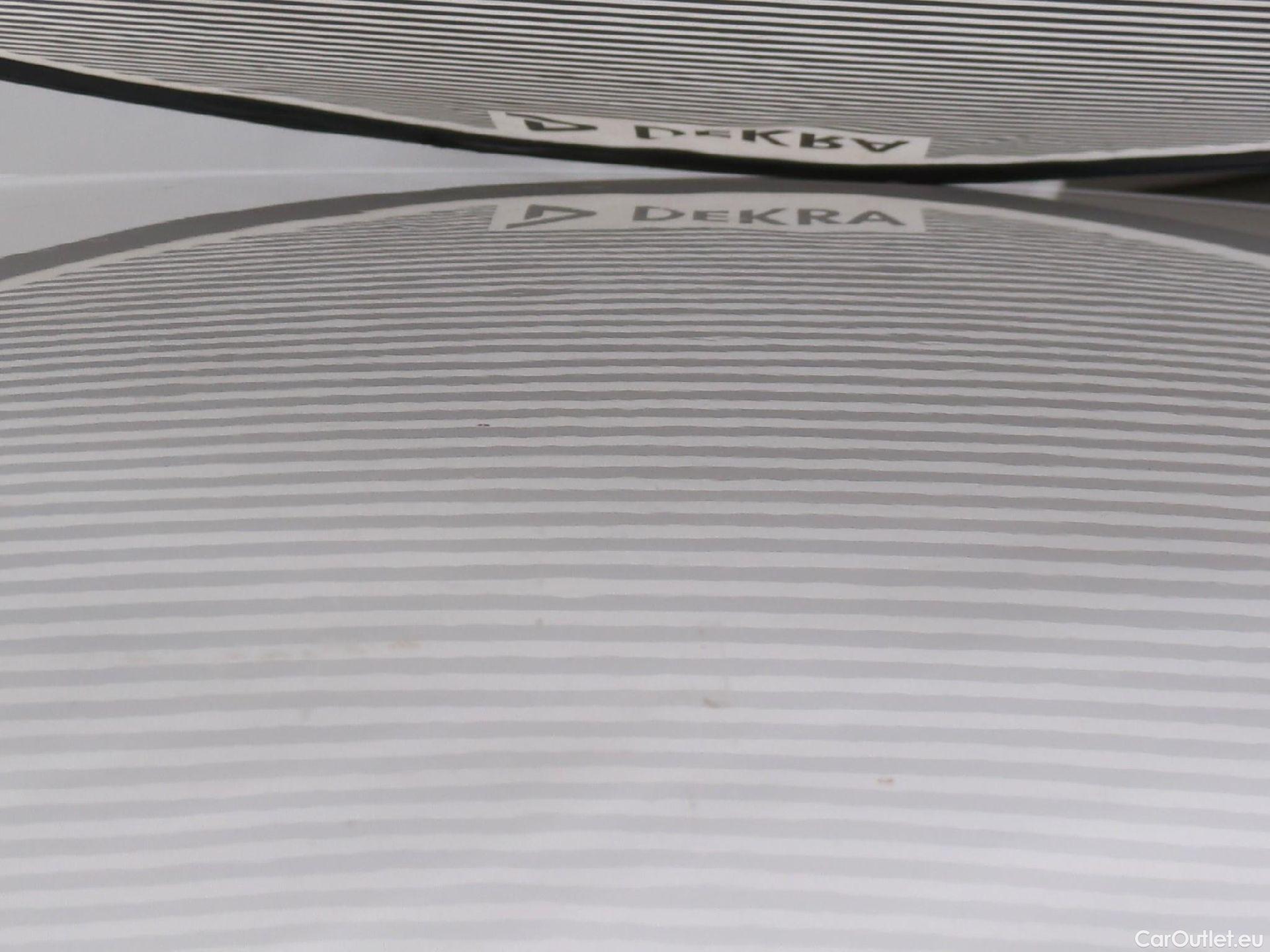  Opel  Corsa  F Edition Business 1.2 Turbo 100CV BVM6 E6d #15