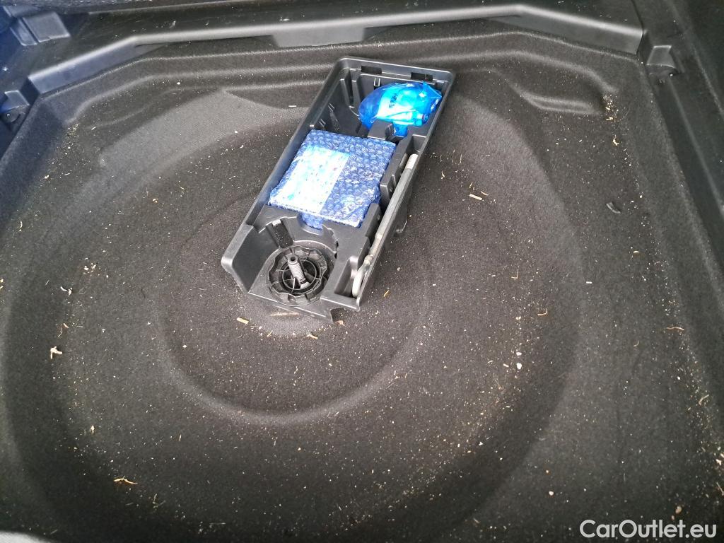 Peugeot  3008  II Allure Pack 1.5 HDi 130CV BVA8 E6d #13