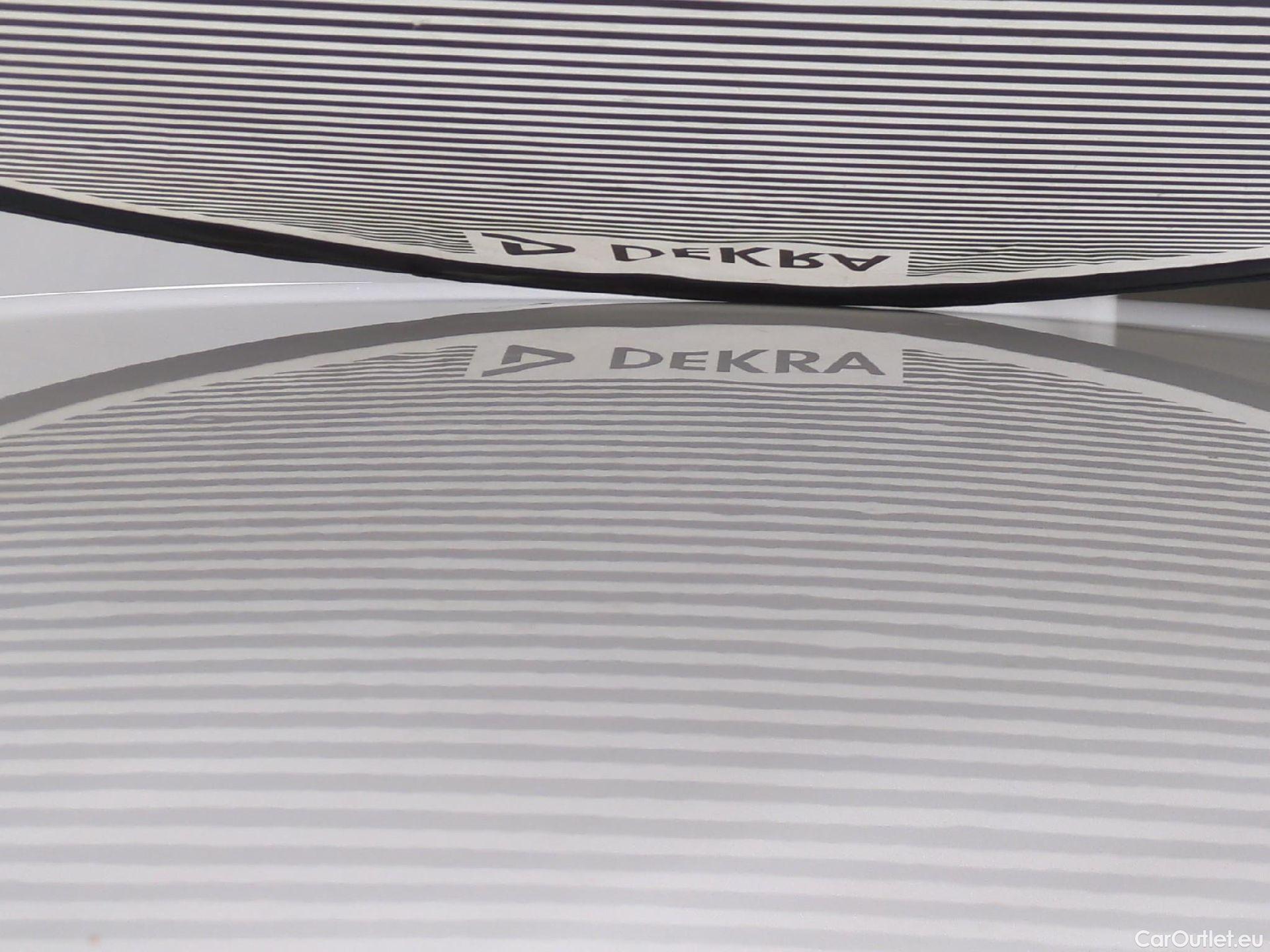  Opel  Corsa  F Edition Business 1.2 Turbo 100CV BVM6 E6d #19