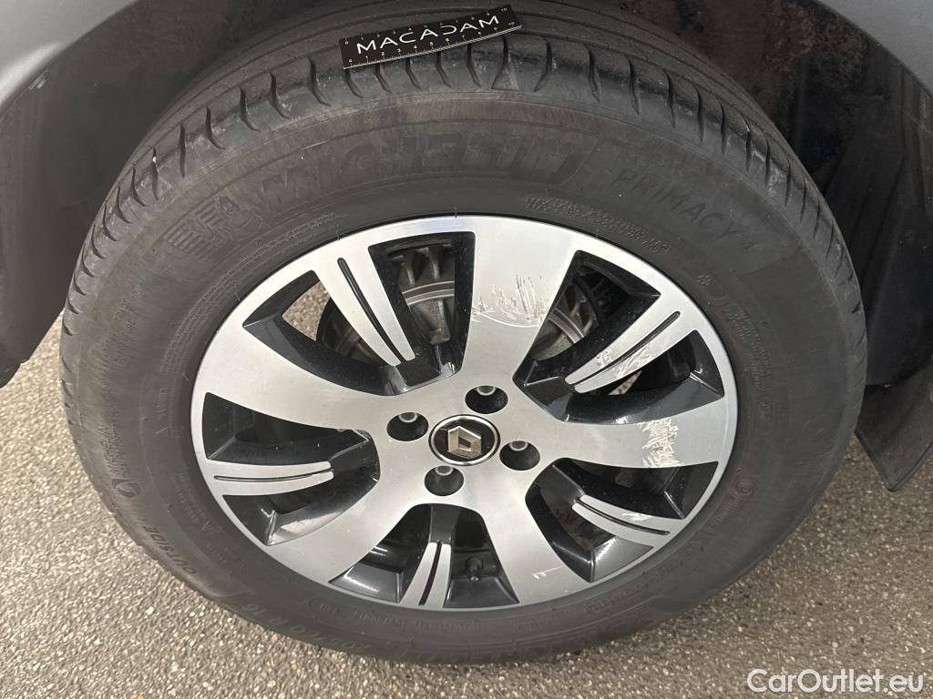  Renault  Captur  Business 0.9 TCe 90CV BVM5 E6 #7