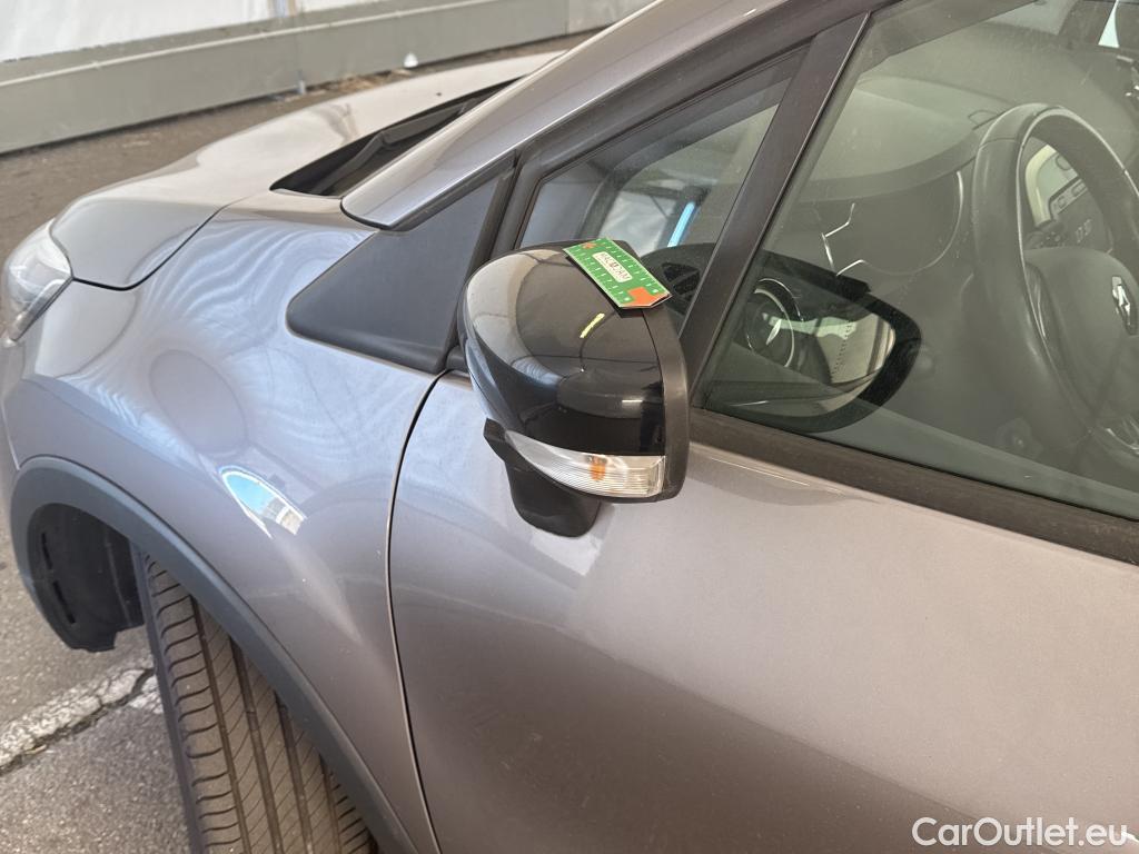  Renault  Captur  Business 0.9 TCe 90CV BVM5 E6 #9