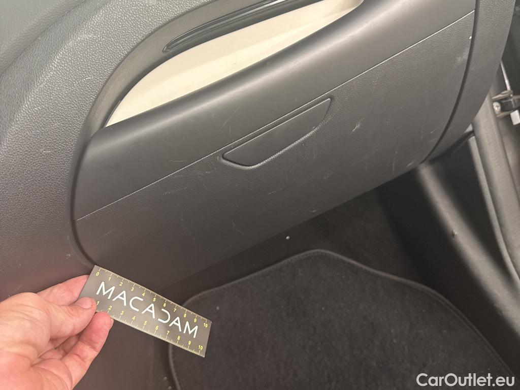  Renault  Captur  Business 0.9 TCe 90CV BVM5 E6 #11