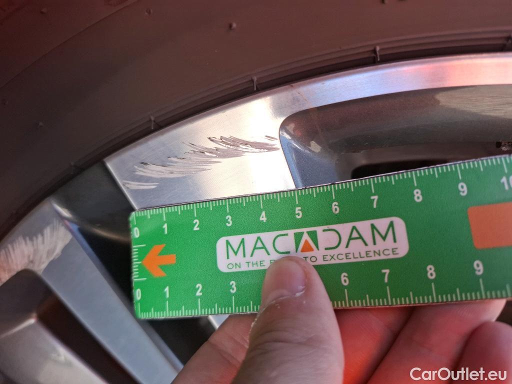 Peugeot  3008  II Allure Pack 1.5 HDi 130CV BVA8 E6d #9