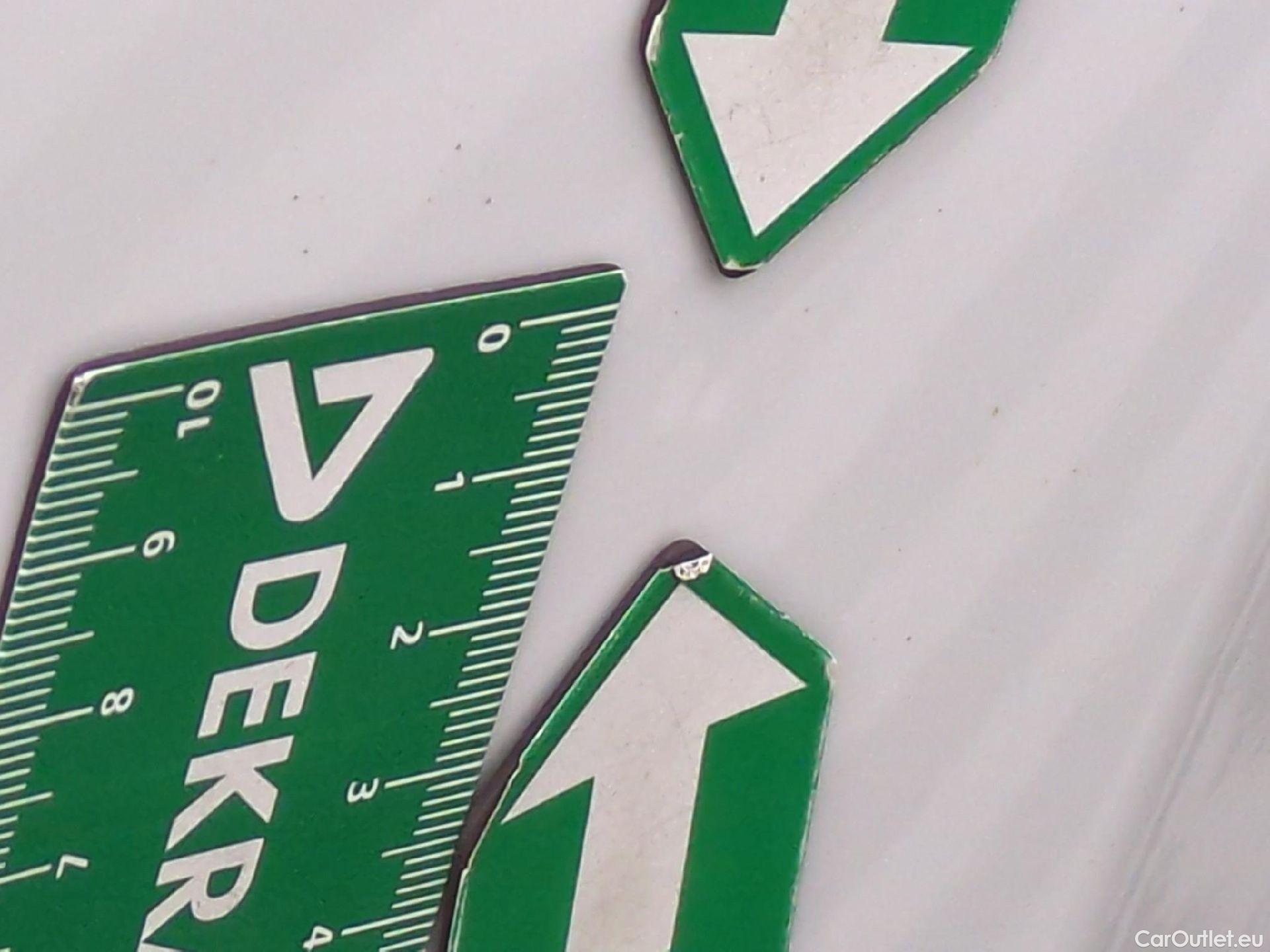 Volkswagen  Touran  Lounge Business BMT/Start-Stopp 2.0 TDI 150CV BVA7 E6d #32