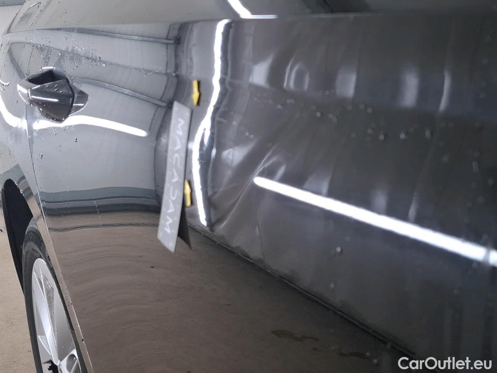 Skoda  Octavia  Break Style 2.0 TDI 115CV BVA7 E6d #9