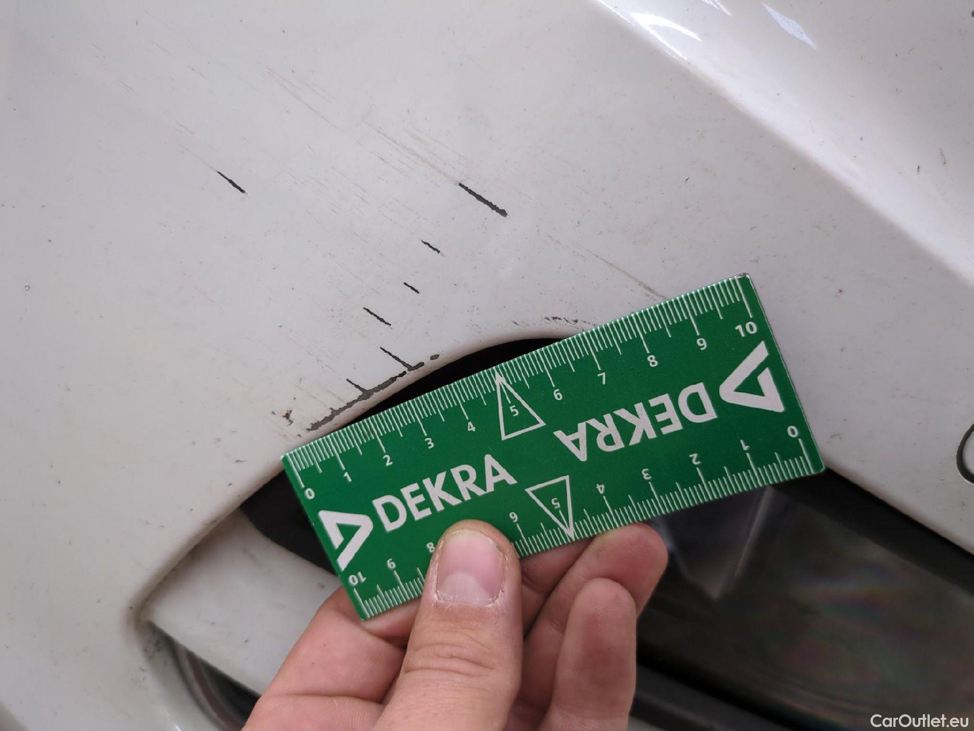 Volkswagen  Touran  Lounge Business BMT/Start-Stopp 2.0 TDI 150CV BVA7 E6d #28