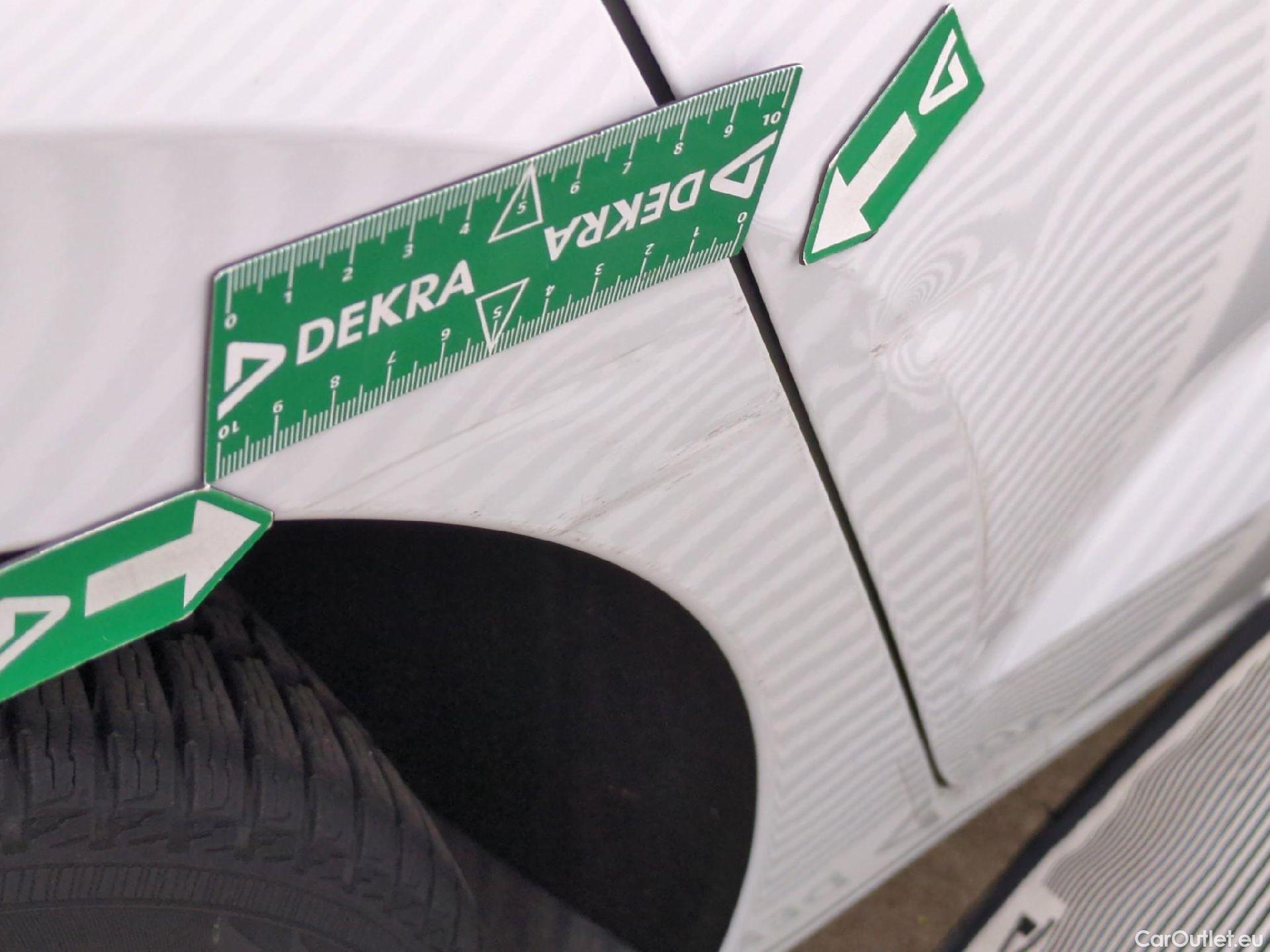 Volkswagen  Touran  Lounge Business BMT/Start-Stopp 2.0 TDI 150CV BVA7 E6d #12