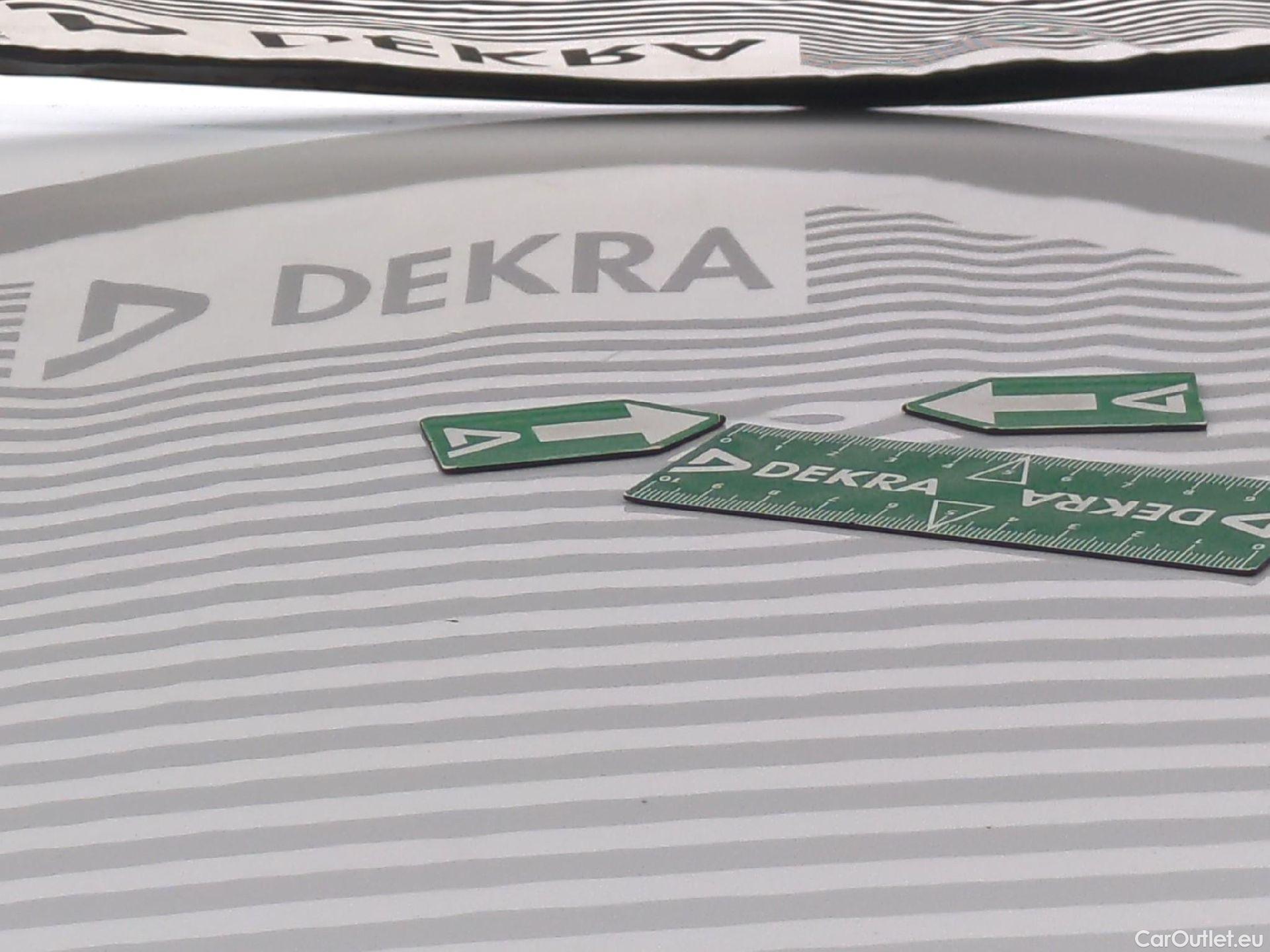 Volkswagen  Touran  Lounge Business BMT/Start-Stopp 2.0 TDI 150CV BVA7 E6d #18