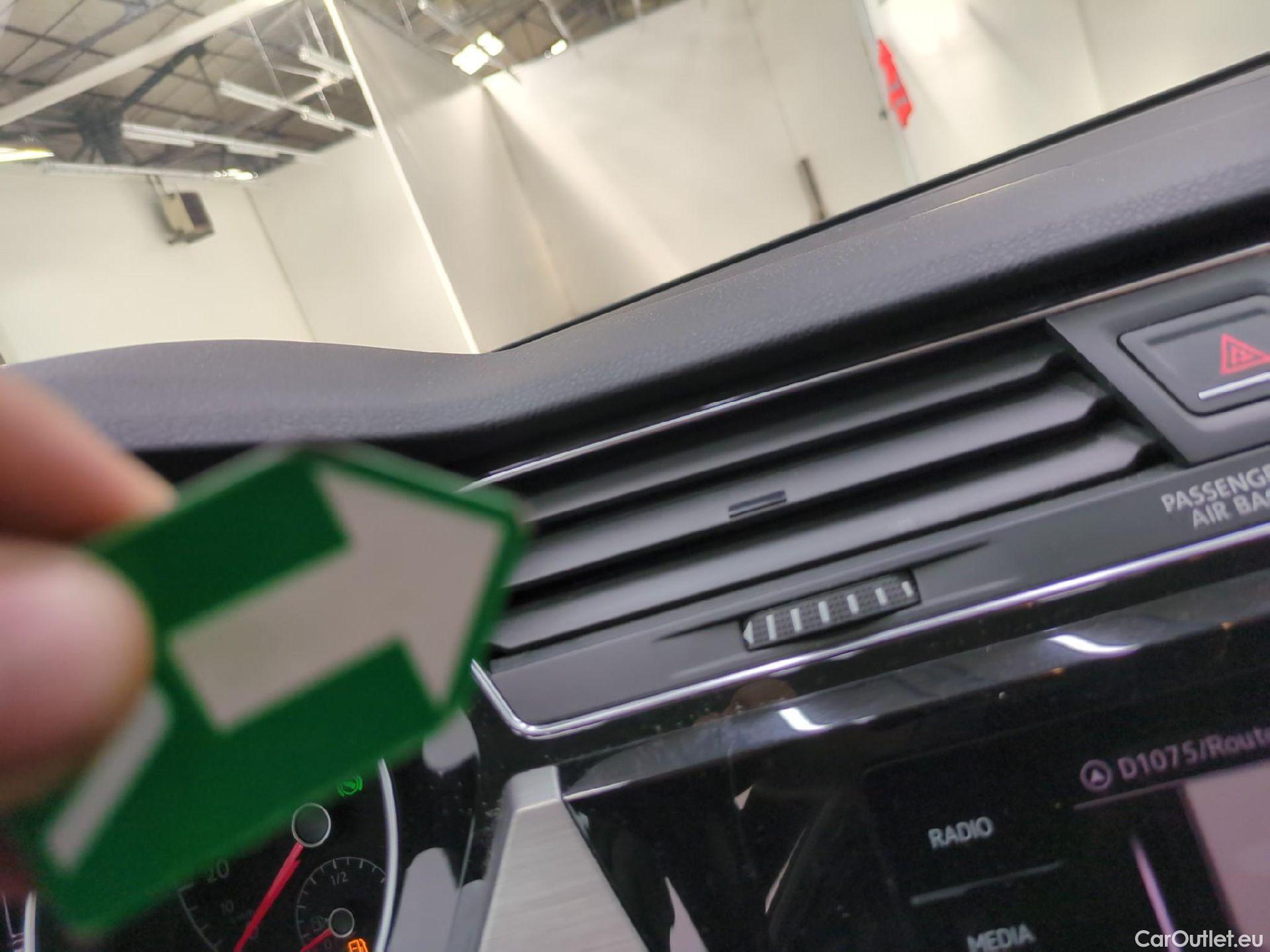 Volkswagen  Touran  Lounge Business BMT/Start-Stopp 2.0 TDI 150CV BVA7 E6d #5