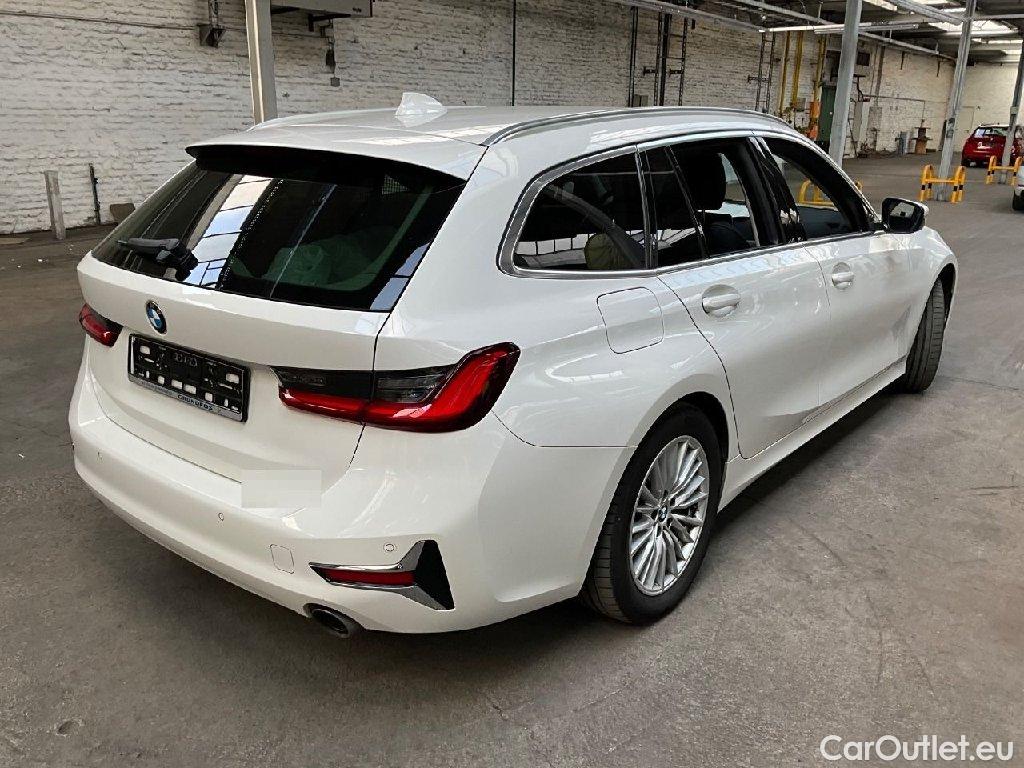 Bmw  Serie 3 Baureihe 3 Touring 330 d xDrive Luxury Line 210KW AT8 E6d #2