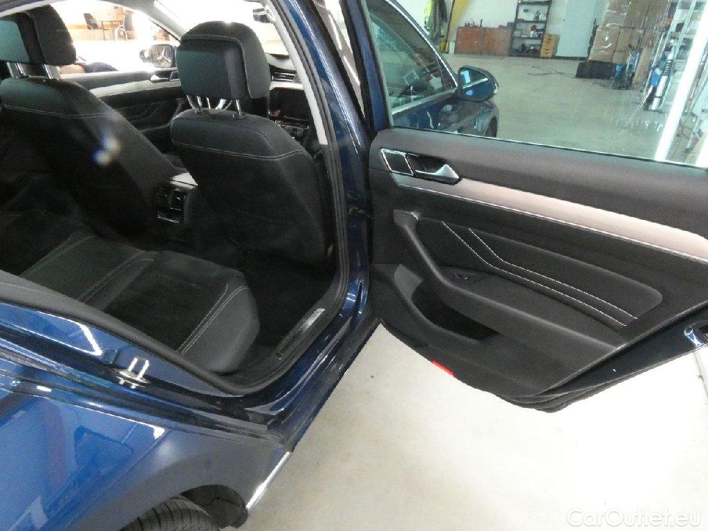 Volkswagen  Passat  Lim. Elegance 2.0 TDI 140KW AT7 E6dT #18