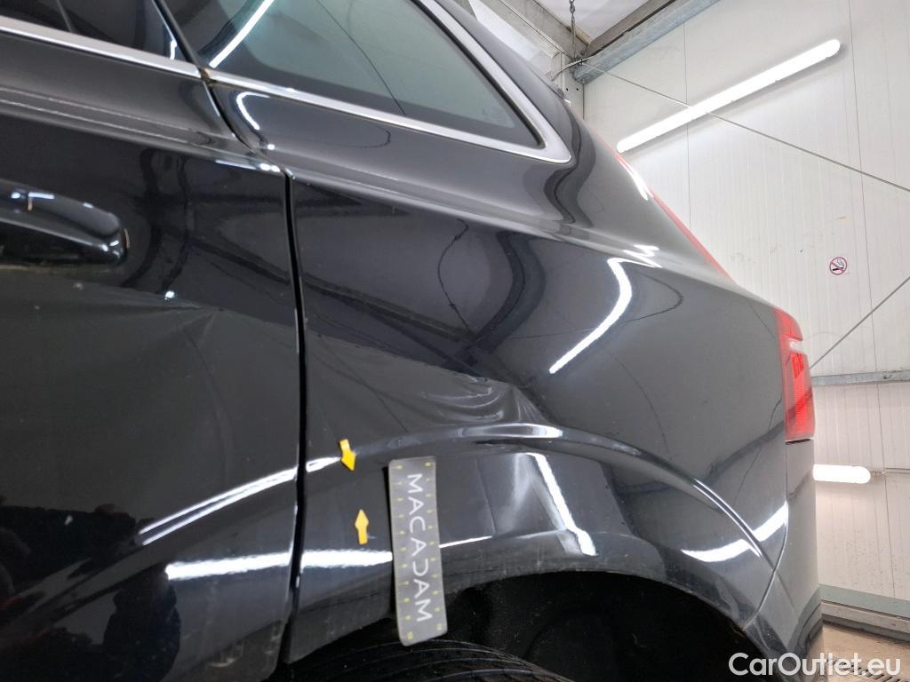 Volvo  XC60  Momentum Business 2WD 2.0 B4 195CV BVA8 E6d #13