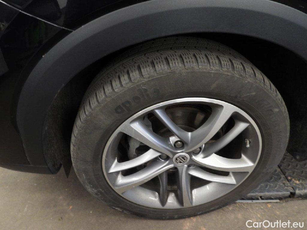 MG  EHS MG  PHEV Luxury 5d 119kW #21