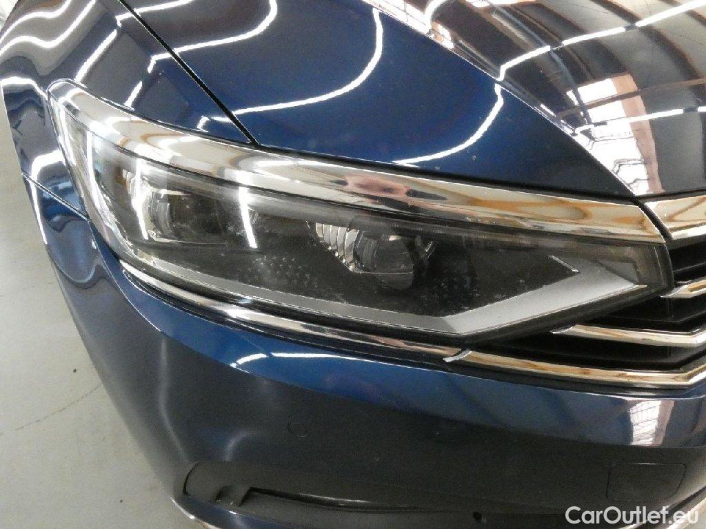 Volkswagen  Passat  Lim. Elegance 2.0 TDI 140KW AT7 E6dT #40