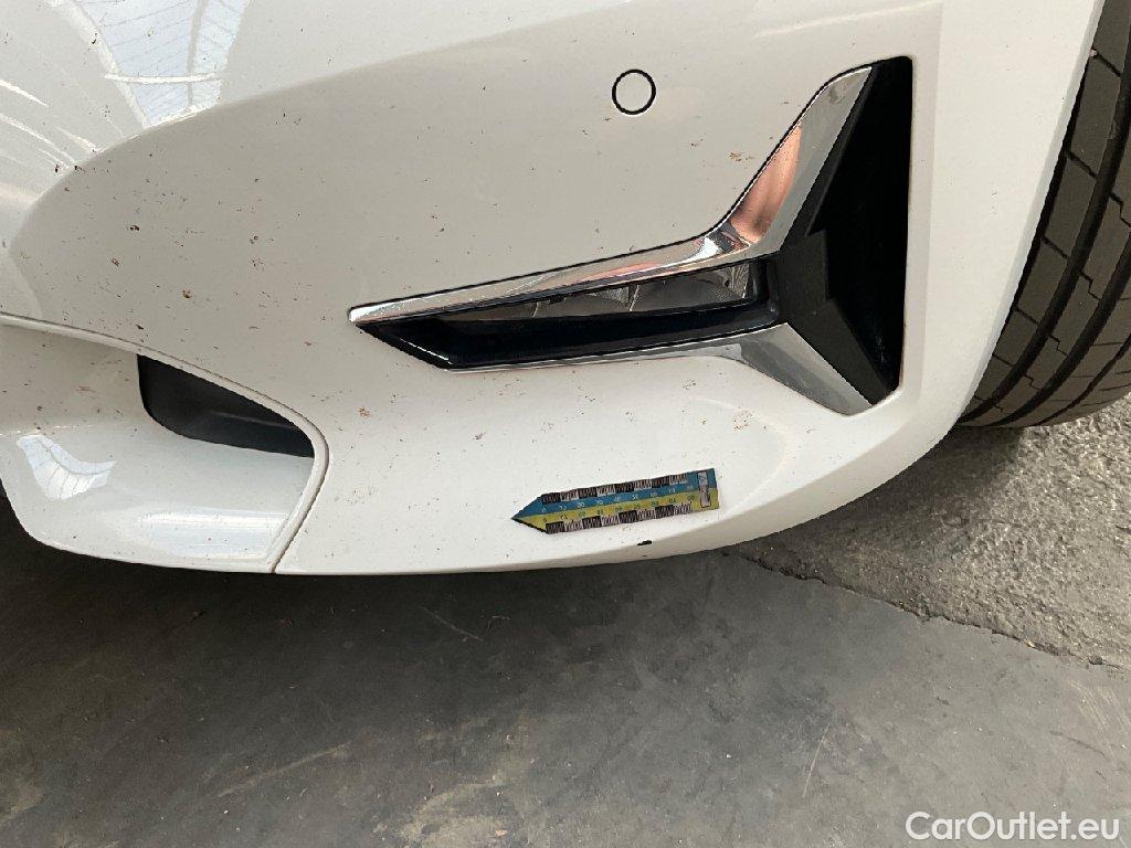 Bmw  Serie 3 Baureihe 3 Touring 330 d xDrive Luxury Line 210KW AT8 E6d #17