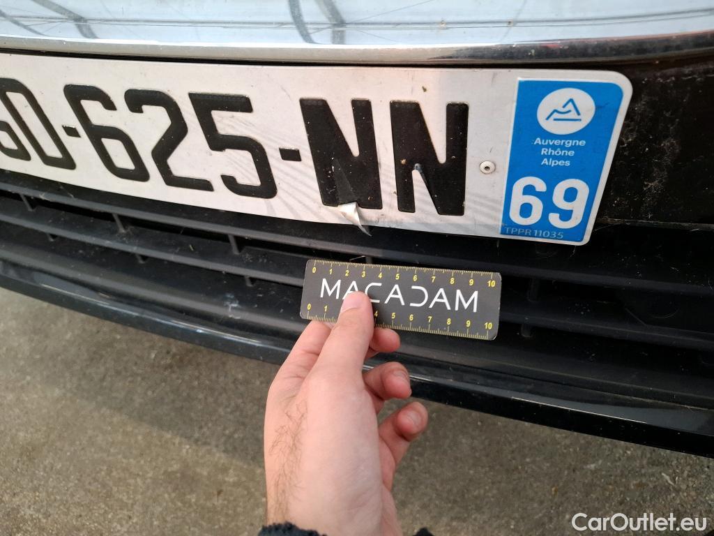 Volvo  XC60  Momentum Business 2WD 2.0 B4 195CV BVA8 E6d #18