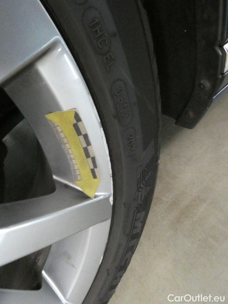 Volkswagen  Passat  Lim. Elegance 2.0 TDI 140KW AT7 E6dT #34