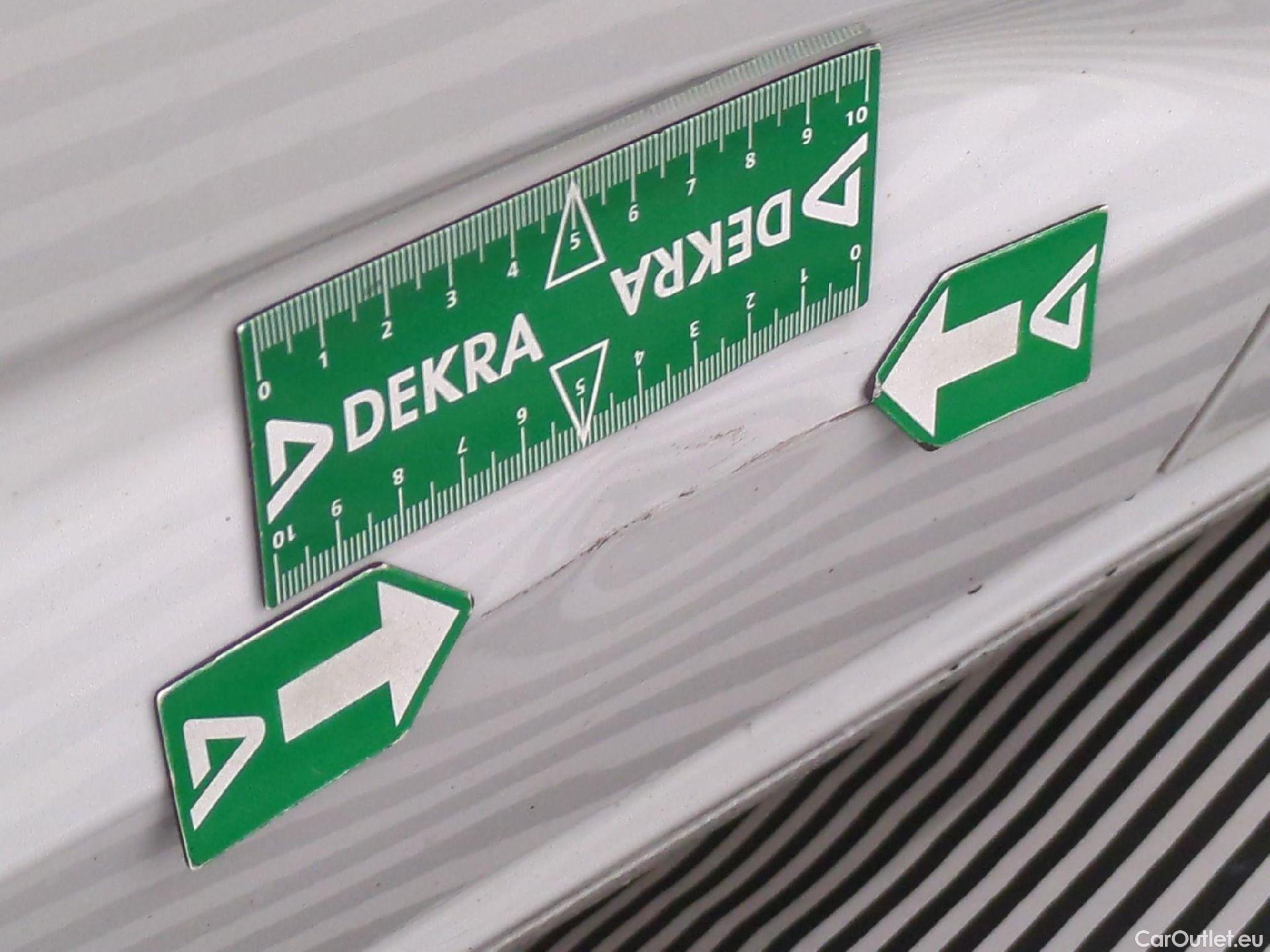 Volkswagen  Touran  Lounge Business BMT/Start-Stopp 2.0 TDI 150CV BVA7 E6d #22