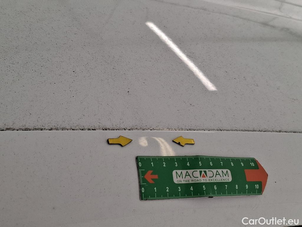  Citroen  C3  Société Feel Nav 1.2 PureTech 80CV BVM5 E6 #17