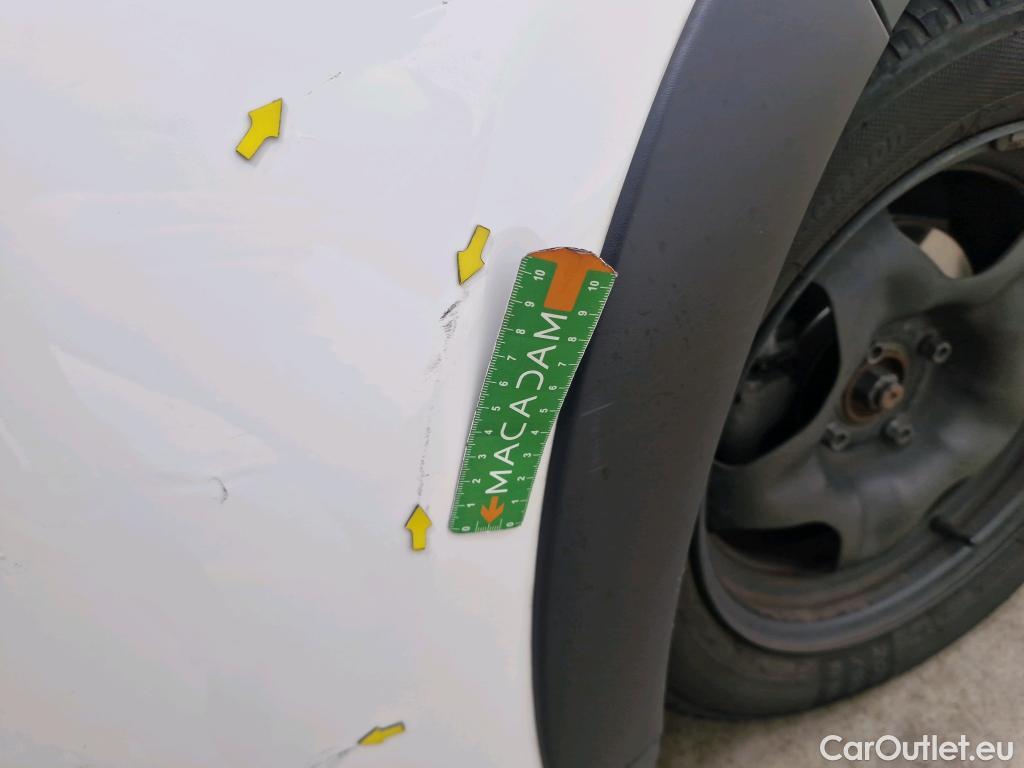 Citroen  C3  Société Feel 1.5 BlueHDI 100CV BVM5 E6dT #38