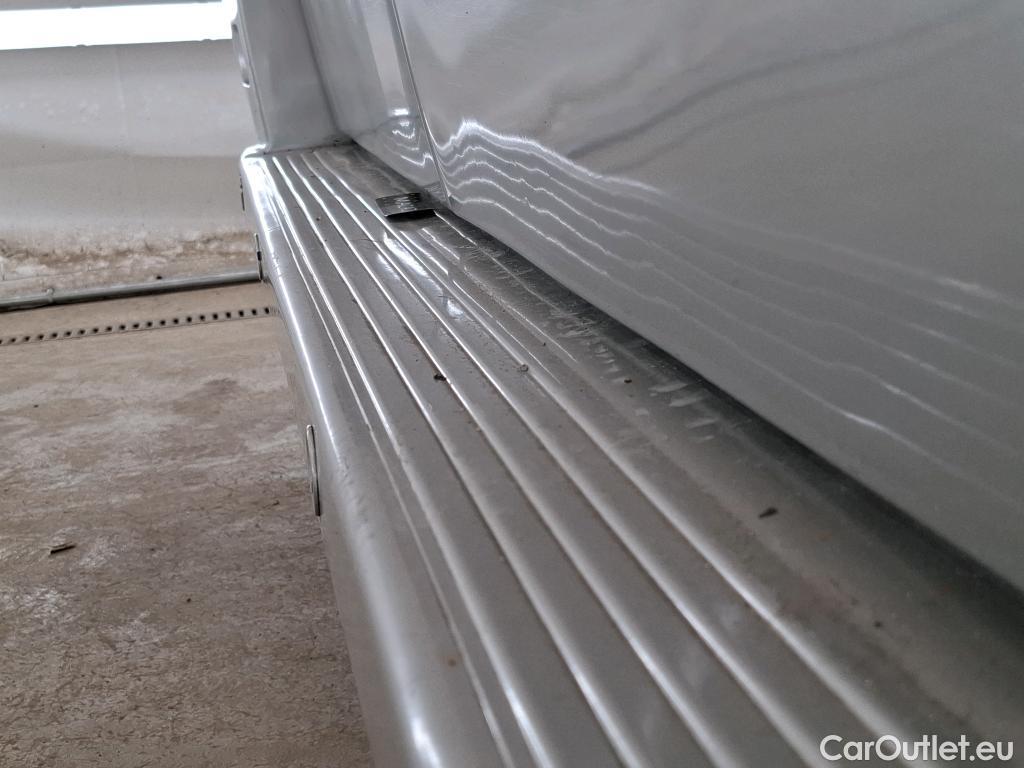  Citroen  Jumper CITROEN - VU 4p VNA 33 L1H1 BlueHDi 110 BVM6 Clubfourgon tôlé #12