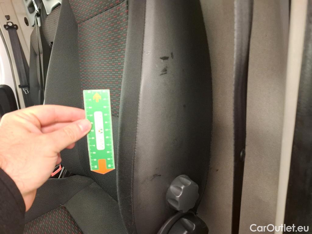  Citroen  Jumper CITROEN  VU 4p Fourgon 30 L2H2 BlueHDi 130 BVM6 Business #52