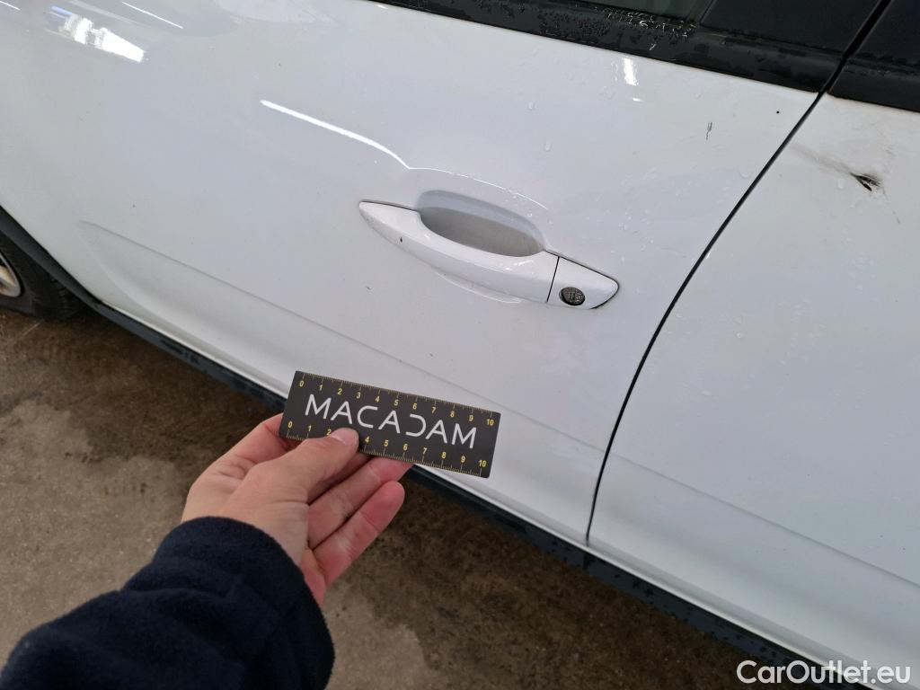  Citroen  C3  Société Feel Nav 1.5 BlueHDI 100CV BVM5 E6dT #20