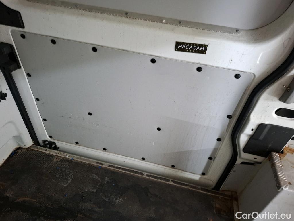  Citroen  Jumper CITROEN - VU 4p VNA 33 L1H1 BlueHDi 110 BVM6 Clubfourgon tôlé #43