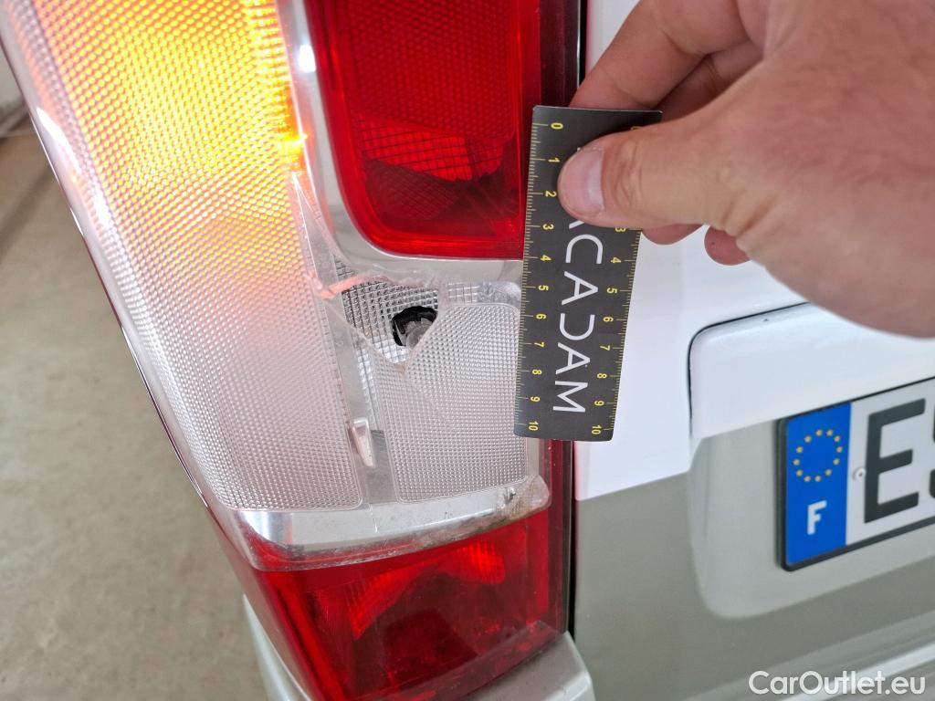  Citroen  Jumper CITROEN - VU 4p VNA 33 L1H1 BlueHDi 110 BVM6 Clubfourgon tôlé #19