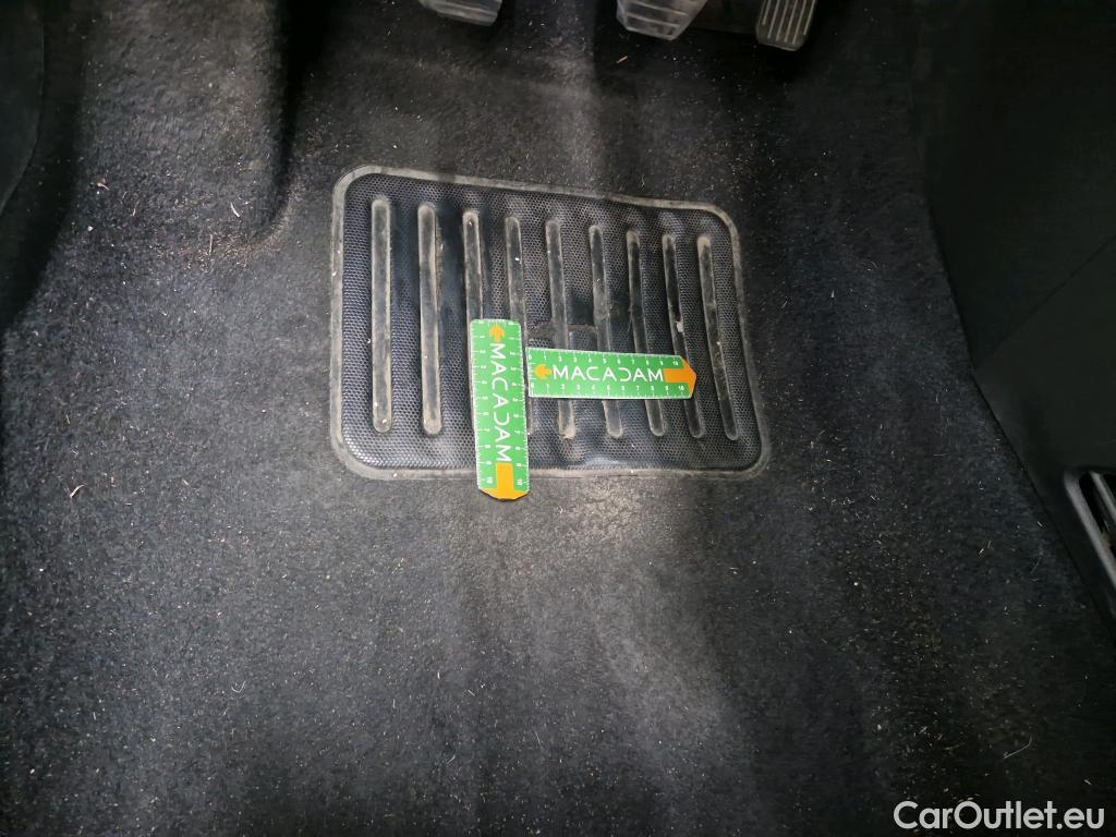 Citroen  C3  Société Feel 1.5 BlueHDI 100CV BVM5 E6dT #47