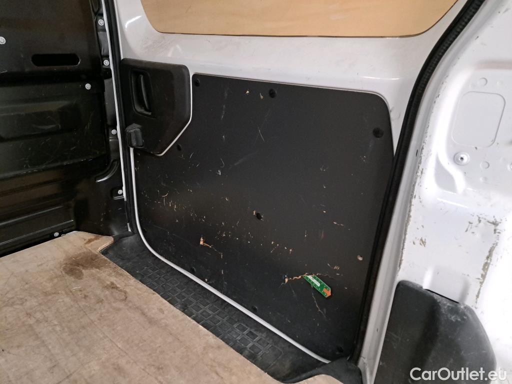 Citroen  Jumpy  Fourgon Club M 2.0 BlueHDi 120CV BVM6 E6dT #35