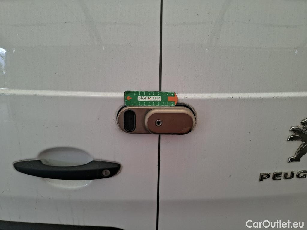  Peugeot  Expert  Fourgon Asphalt L3 2.0 HDi 120CV BVA8 E6dT #9