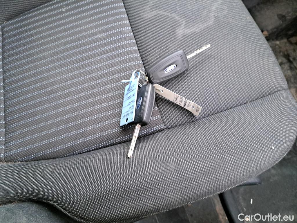 Ford  Transit  Fourgon 310 L3 Trend 2.0 TDCi 105CV BVM6 E6 #11