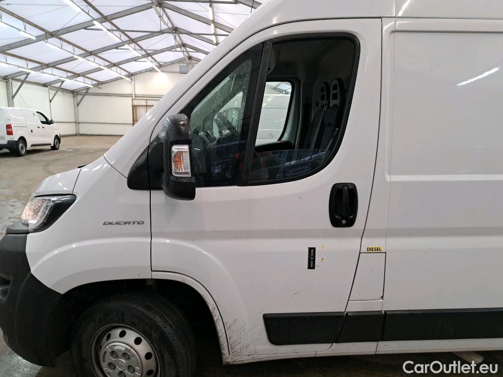 Fiat  Ducato FIAT  2014 4P Fourgon tôlé 3 0 M H2 2 3 Multijet 120 Pack Pro Nav #3