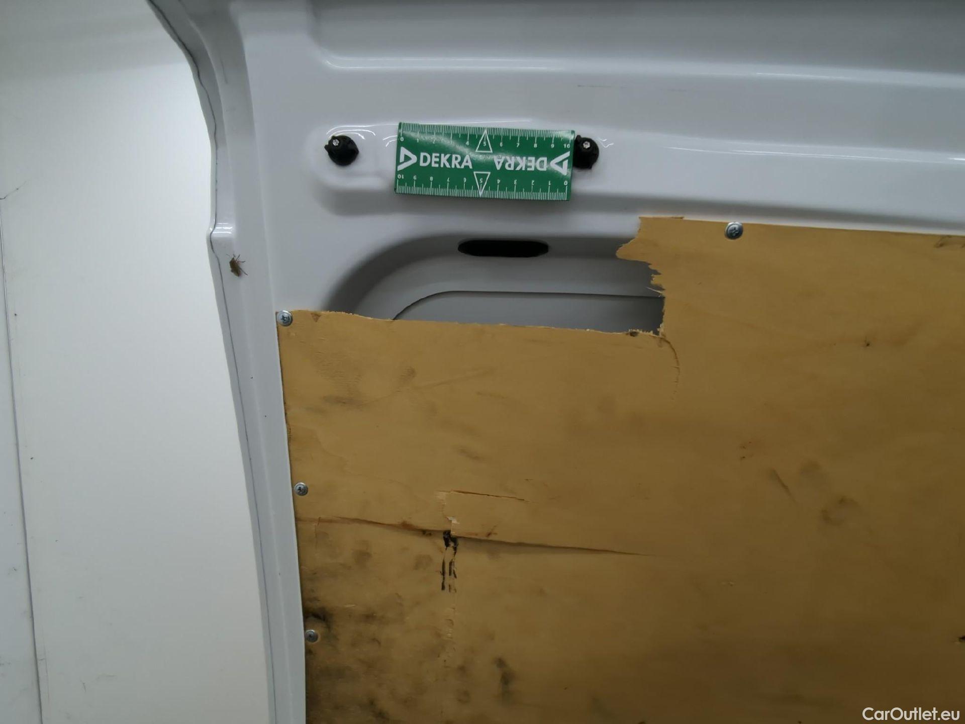  Peugeot  Partner PEUGEOT  VU 4p Fourgonnette 1.6 HDI 90 PACK CLIM 121 L2 #7