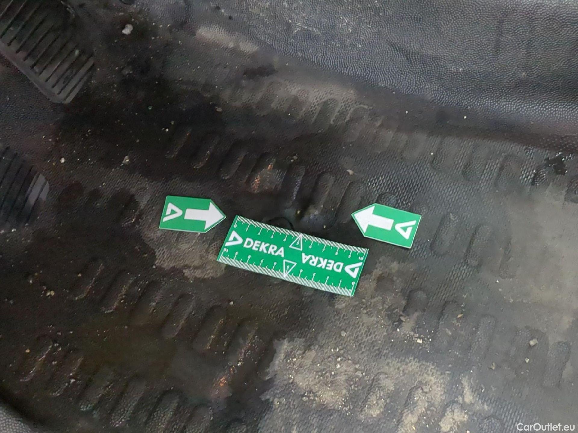  Peugeot  Partner PEUGEOT  VU 4p Fourgonnette 1.6 HDI 90 PACK CLIM 121 L2 #6