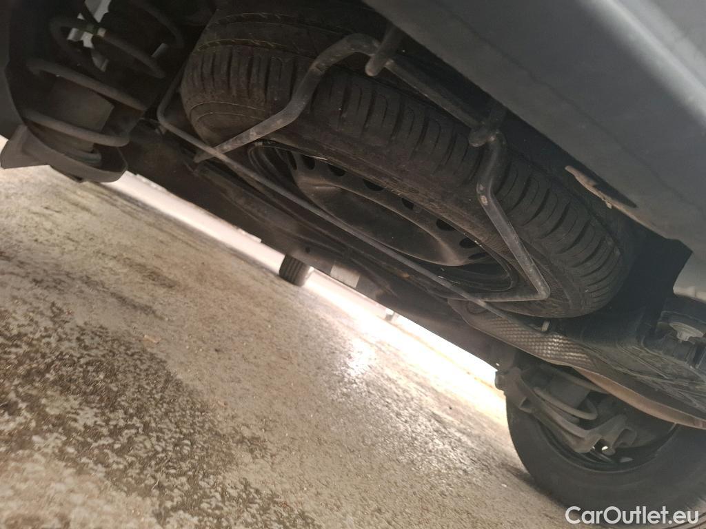 Renault  Kangoo  II Express Grand Confort (L1) 1.5 dCi 95CV BVM6 E6dT #11