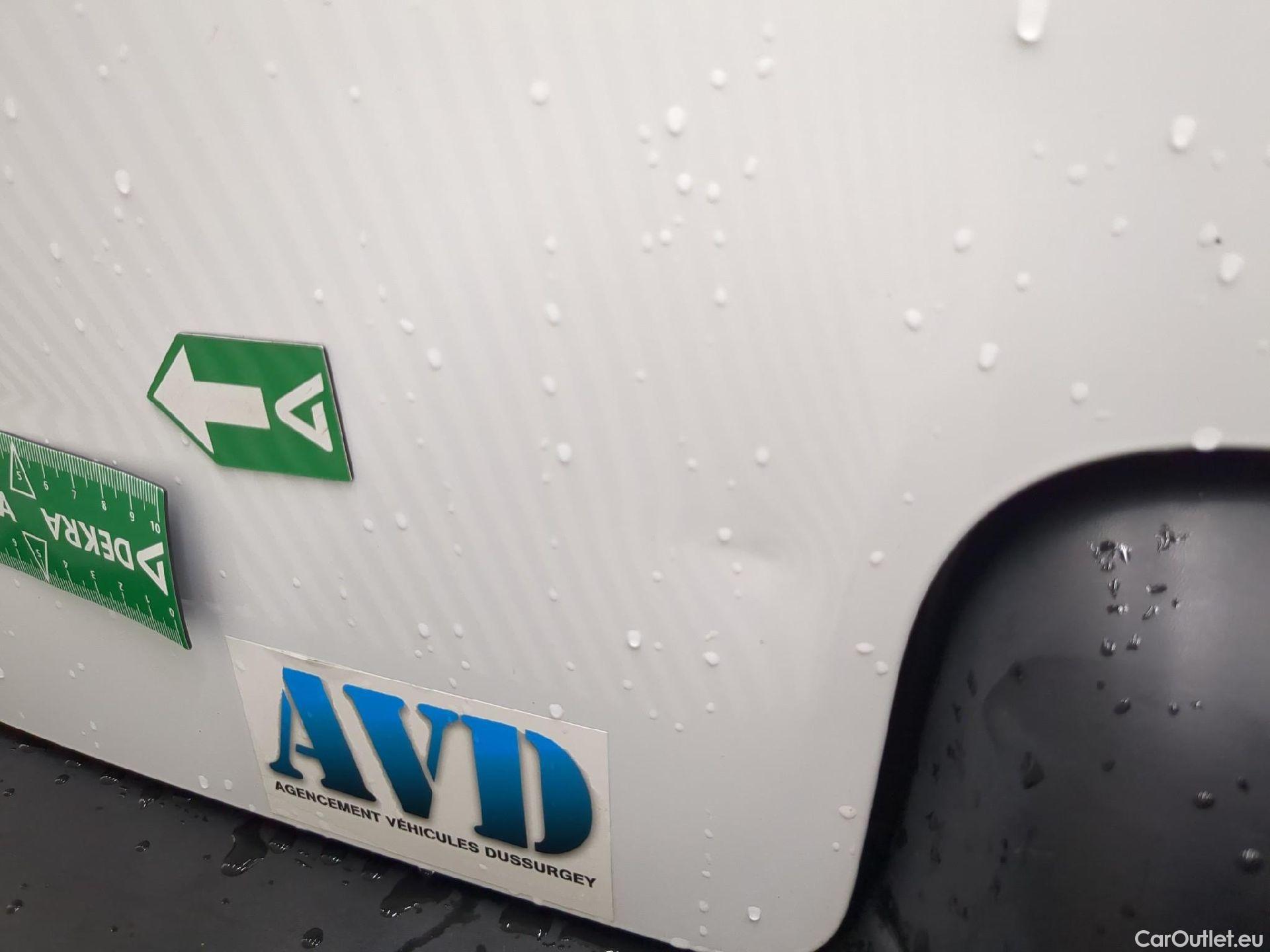  Peugeot  Partner PEUGEOT  VU 4p Fourgonnette 1.6 HDI 90 PACK CLIM 121 L2 #9